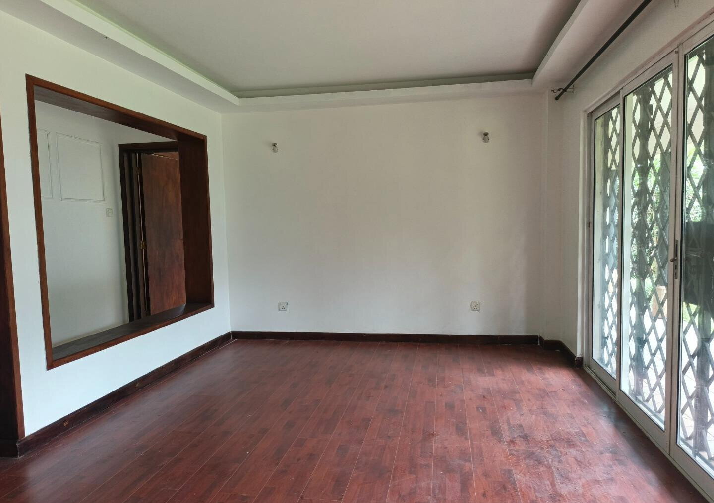 5BR All-Ensuite Townhouse with Private Garden - Runda