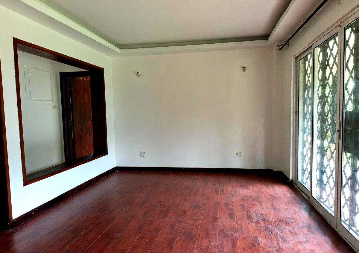 5BR All-Ensuite Townhouse with Private Garden - Runda