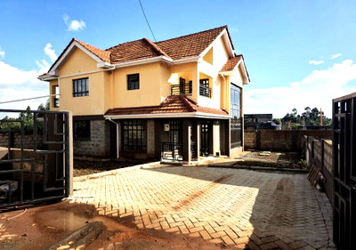 4BR All-Ensuite Maisonette with DSQ & 3 Balconies - Rimpa, Rongai