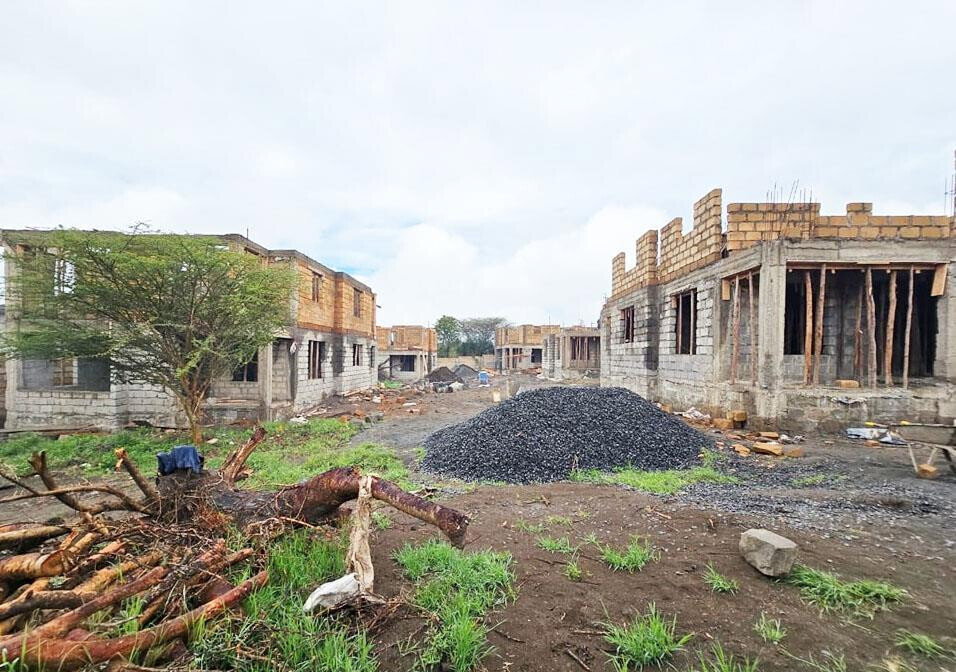 4BR All-Ensuite Maisonette with DSQ & 3 Balconies - Rimpa, Rongai