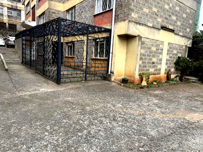 3bdrm Apartment in City Park Estate, Parklands/Highridge for rent - Image 1