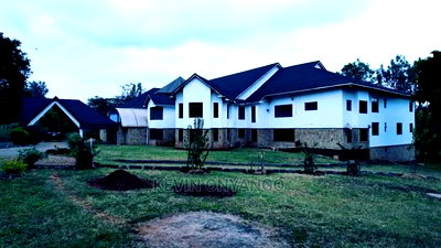 10bdrm Mansion in Karen for Sale - Image 1