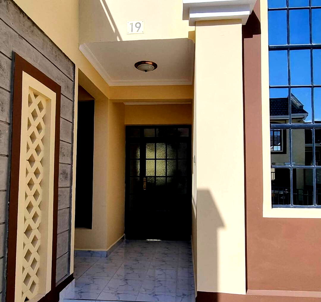 4BR All-Ensuite Townhouse with DSQ - Auction Reserve Ksh 12.2M