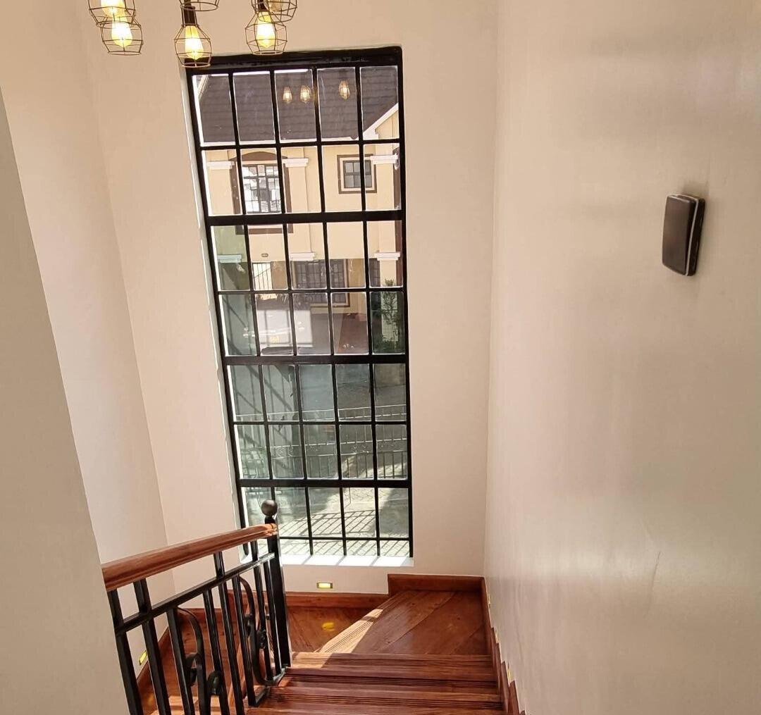 4BR All-Ensuite Townhouse with DSQ - Auction Reserve Ksh 12.2M