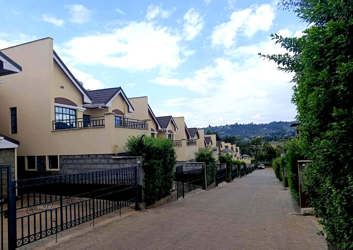 4BR All-Ensuite Townhouse with DSQ - Auction Reserve Ksh 12.2M