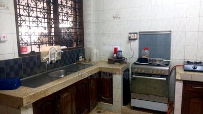 4bdrm Maisonette in Kizingo for sale - Image 10
