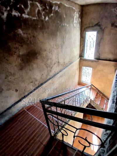 3bdrm Maisonette in Nguirubi, Kikuyu for sale - Image 5