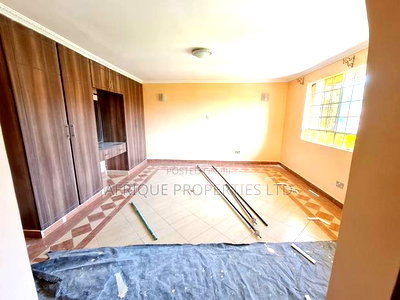 4bdrm Mansion in Garden Estate, Ridgeways for rent - Image 8