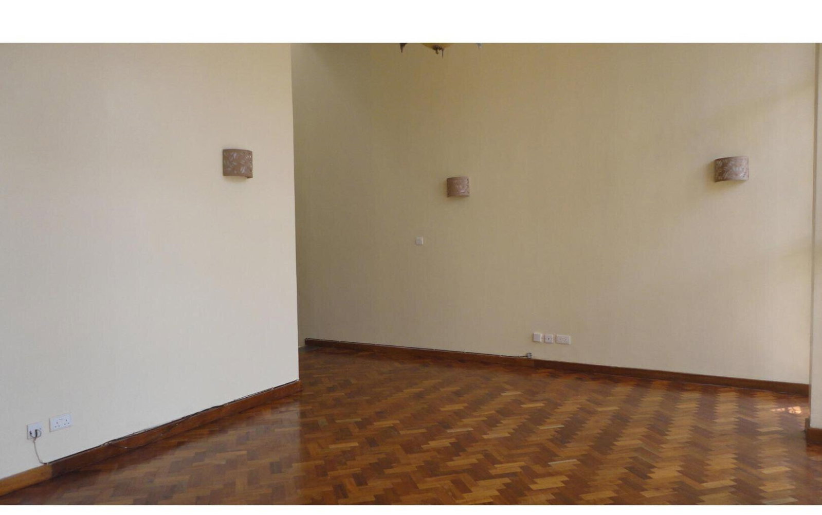 5-Ensuite Townhouse with Jacuzzi & Rooftop Terrace - Lavington