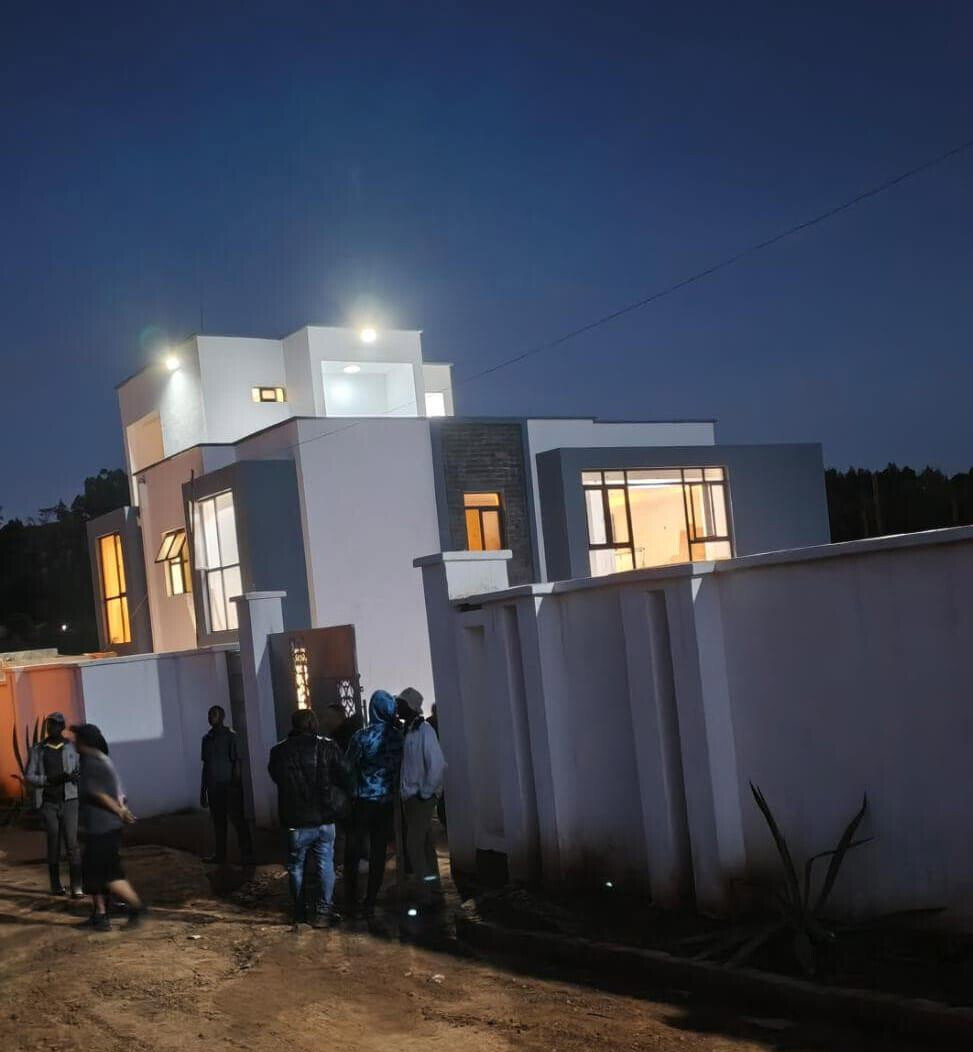 5BR All-Ensuite Townhouse with Study & Pool - Kamangu, Kikuyu
