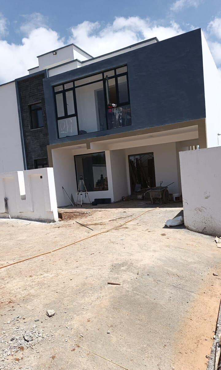5BR All-Ensuite Townhouse with Study & Pool - Kamangu, Kikuyu
