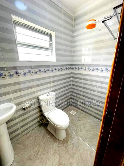 3bdrm Bungalow in Mugutha, Ruiru for sale - Image 12