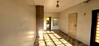 5bdrm Maisonette in Kamakis for rent - Image 5