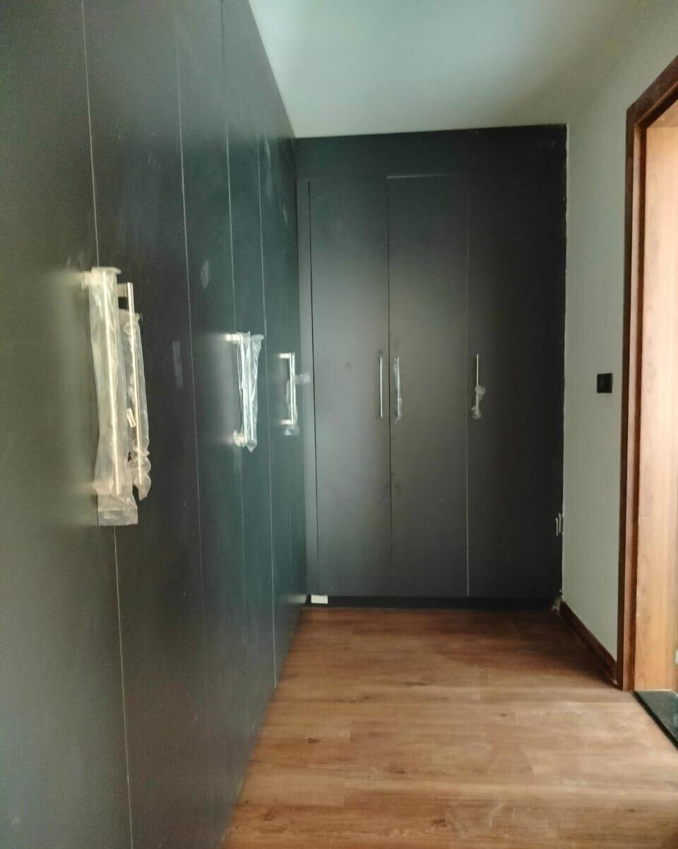Elegant 5BR Villa with Fireplace & Generator - Lavington