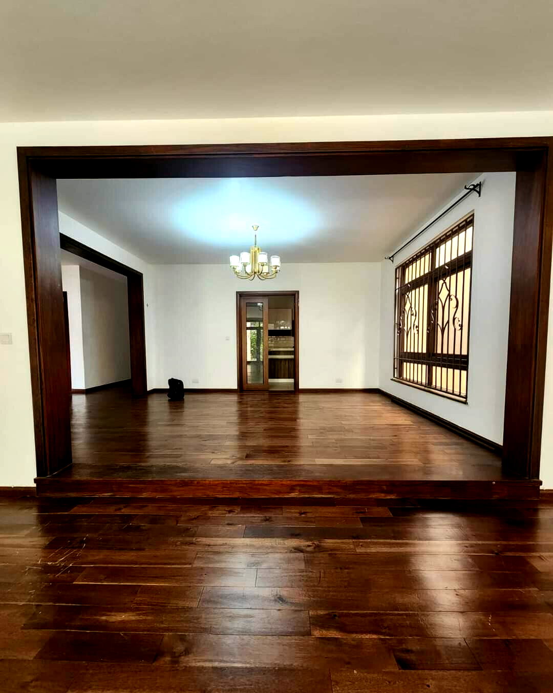 5-Ensuite Townhouse with Study & Solar Heating - Lavington