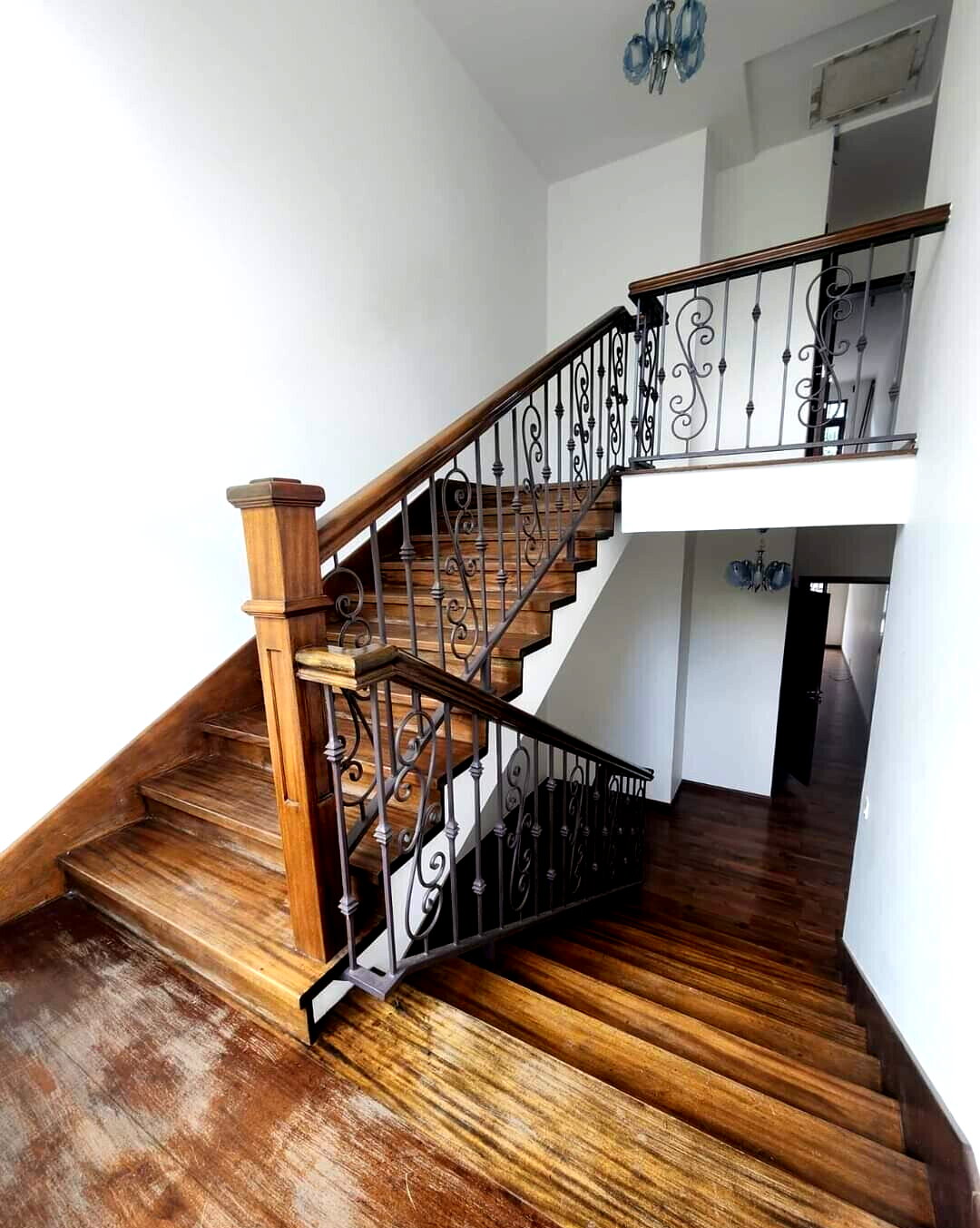 5-Ensuite Townhouse with Study & Solar Heating - Lavington
