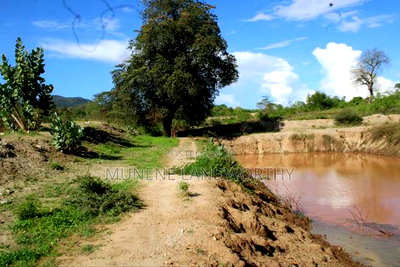 Embu County, Kiambere Agri/Commercial Land Near the Centre. - Image 3