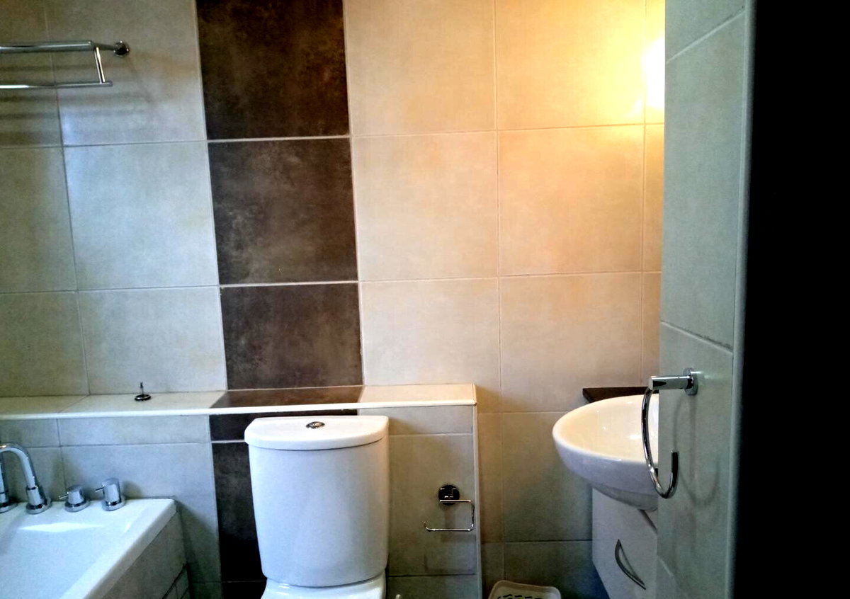 3BR En-Suite Townhouse with Gym & Pool – Upperhill