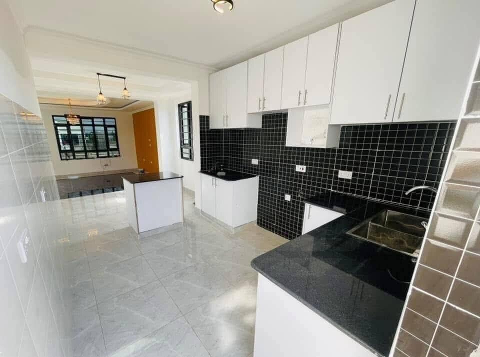 3BR Flat Roof Bungalow with Customisable Interiors - Kitengela