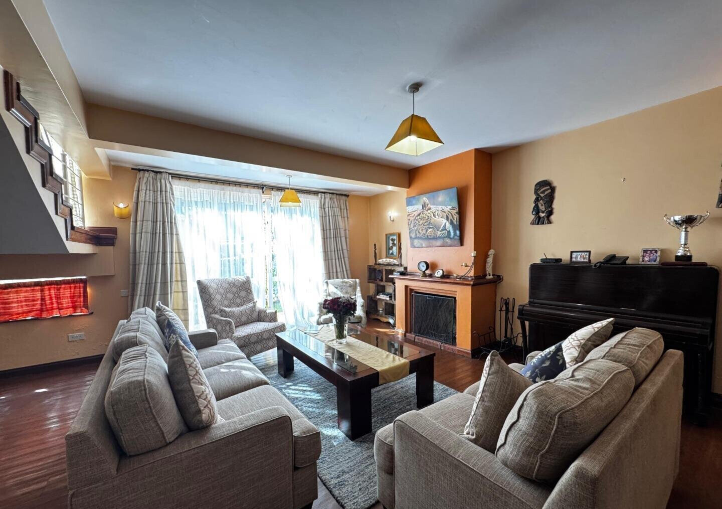 4-Ensuite Villa with Home Office & Jacuzzi - Lavington