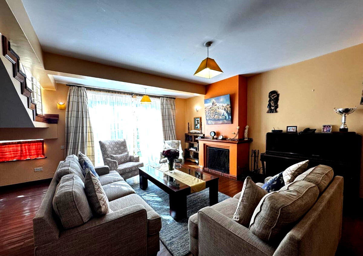 4-Ensuite Villa with Home Office & Jacuzzi - Lavington