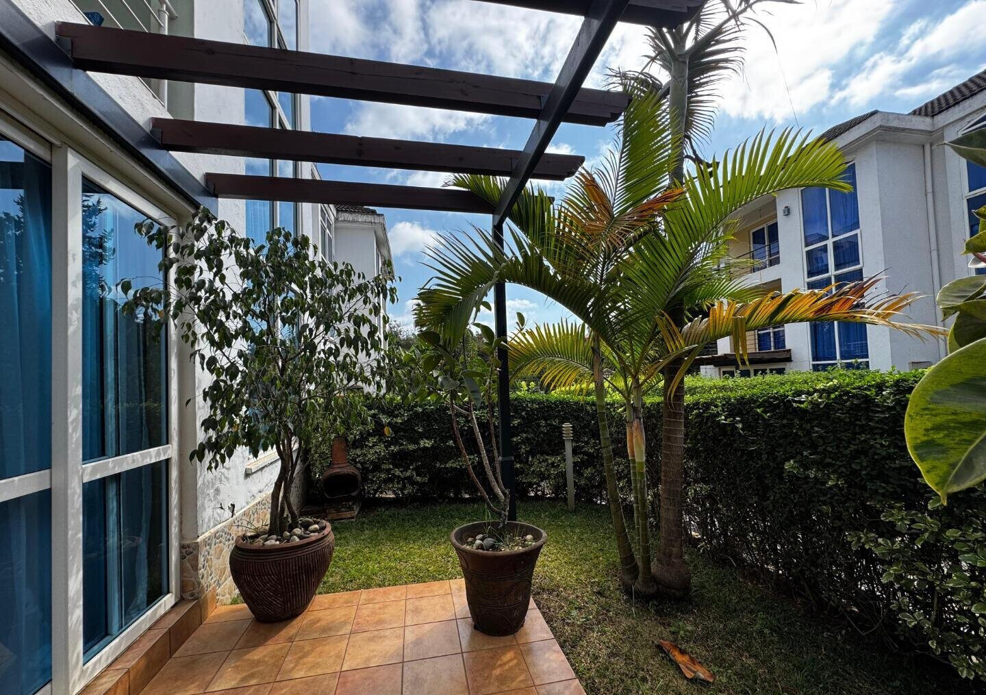 4-Ensuite Villa with Home Office & Jacuzzi - Lavington