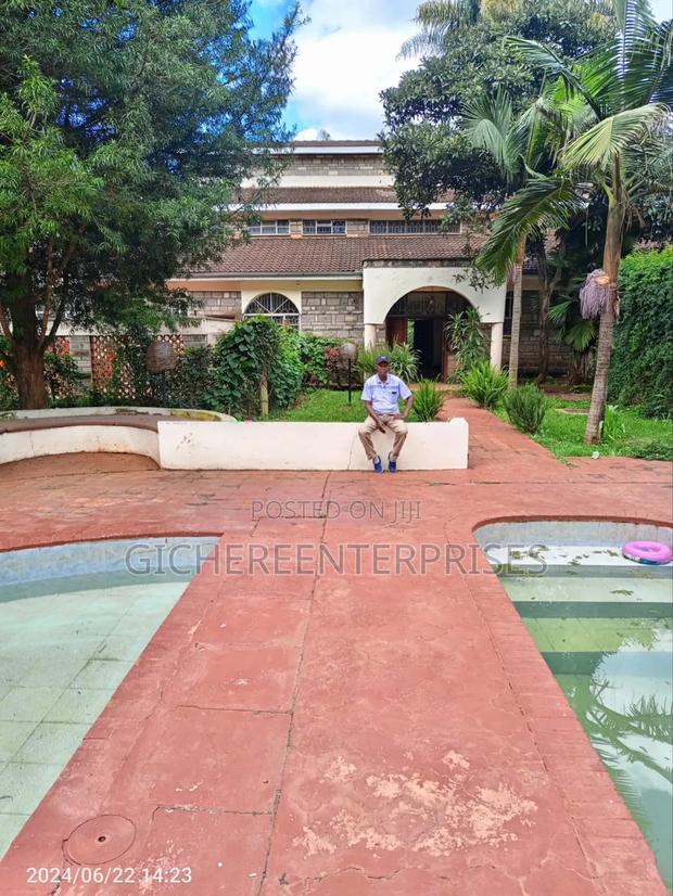 6bdrm Mansion in Mutero Road, Karen for rent