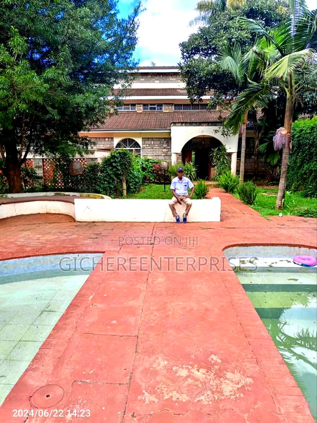 6bdrm Mansion in Mutero Road, Karen for rent