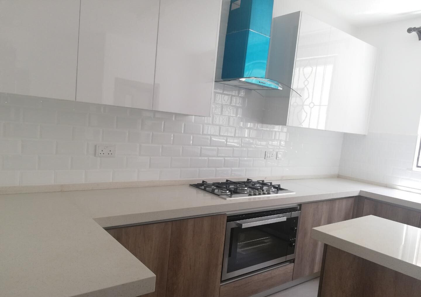 Newly Built 5-Ensuite Townhouse with Jacuzzi & Steam Bath - Lavington