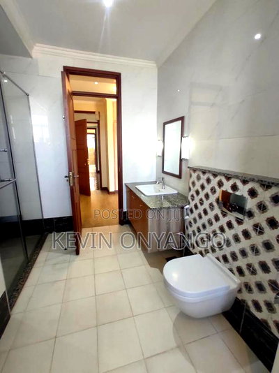 4bdrm Duplex in Parklands for rent - Image 20