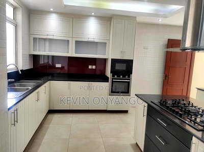 4bdrm Duplex in Parklands for rent - Image 5