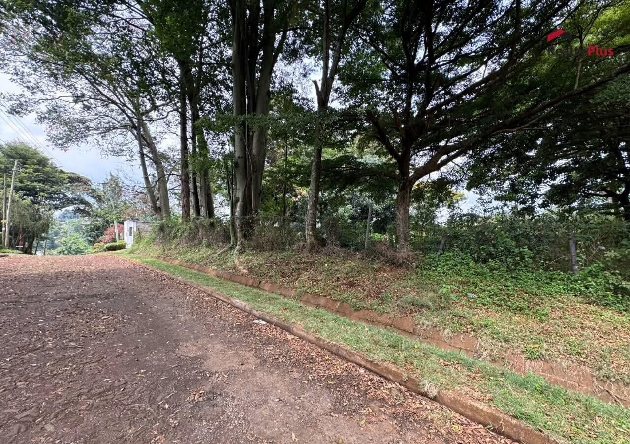 Half Acre Garden Plot with Parking at KSh 47M