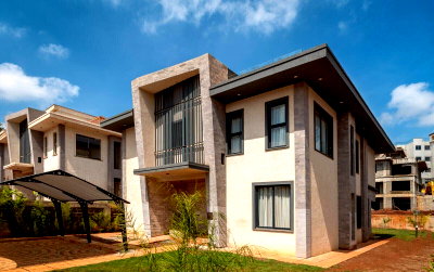 4BR Townhome in 20-Acre Gated Estate with Clubhouses - Loresho