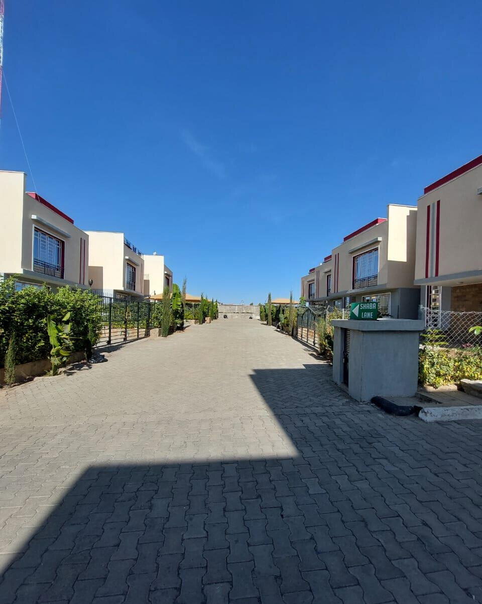 3BR Townhouse with Borehole & 1/8 Acre Garden - Kitengela