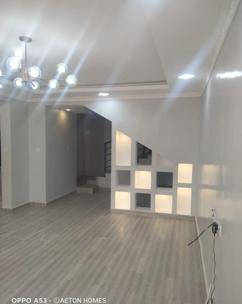 4BR Townhouse with Ready Title & CCTV - 4km off Thika Highway