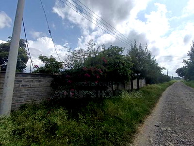 30*90 Plots for Sale in Kamulu Along Sir Henrys Drive - Image 4