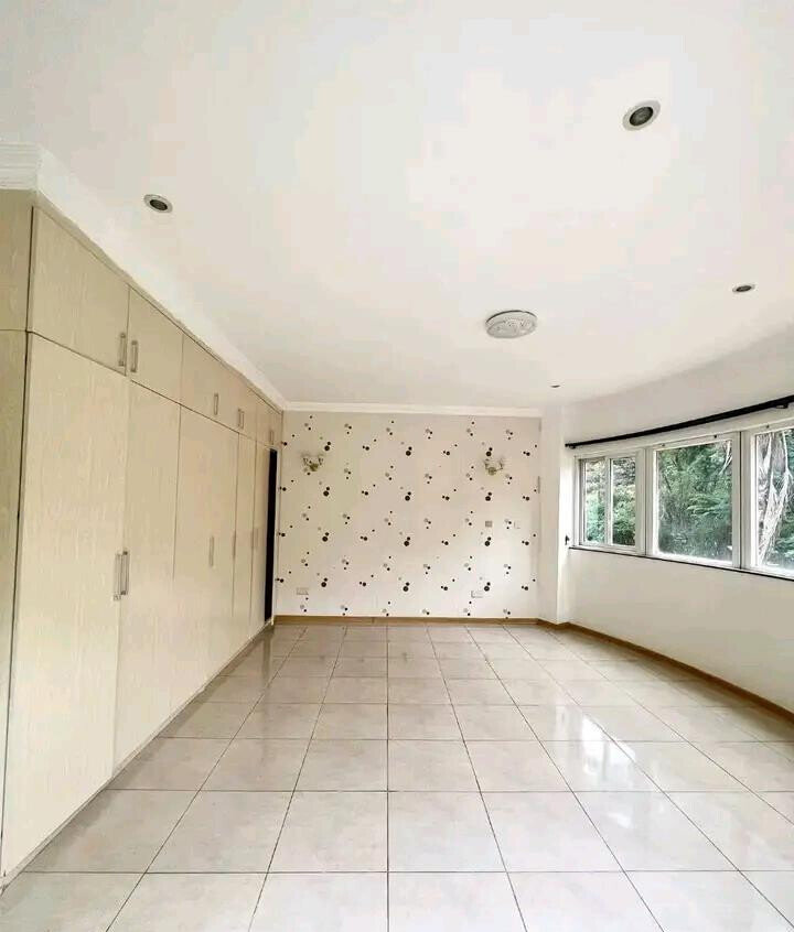4BR Riverside Maisonette at KSh 270K