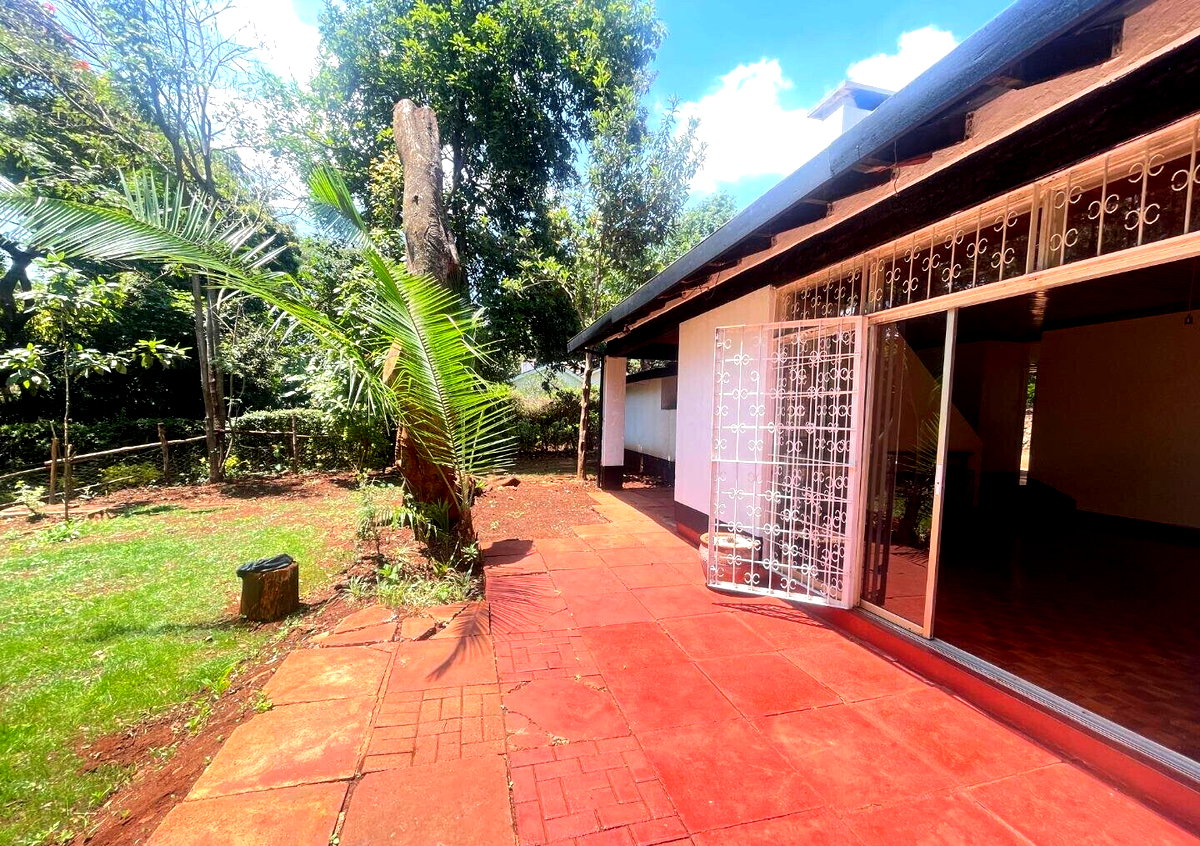 Rustic 4BR Townhouse on Half-Acre with DSQ - Loresho