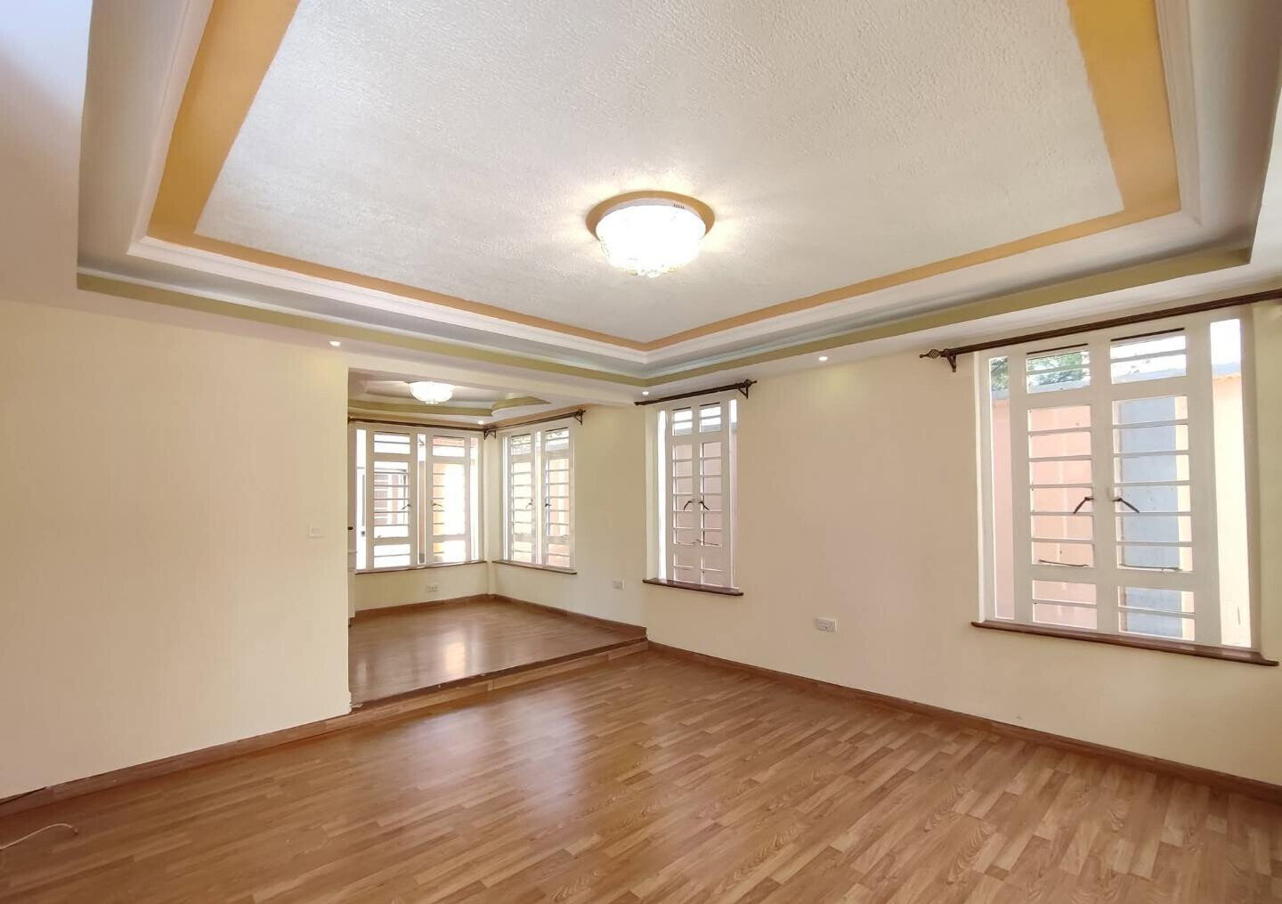 5BR All-Ensuite Townhouse with Private Study Rooms - Ruiru