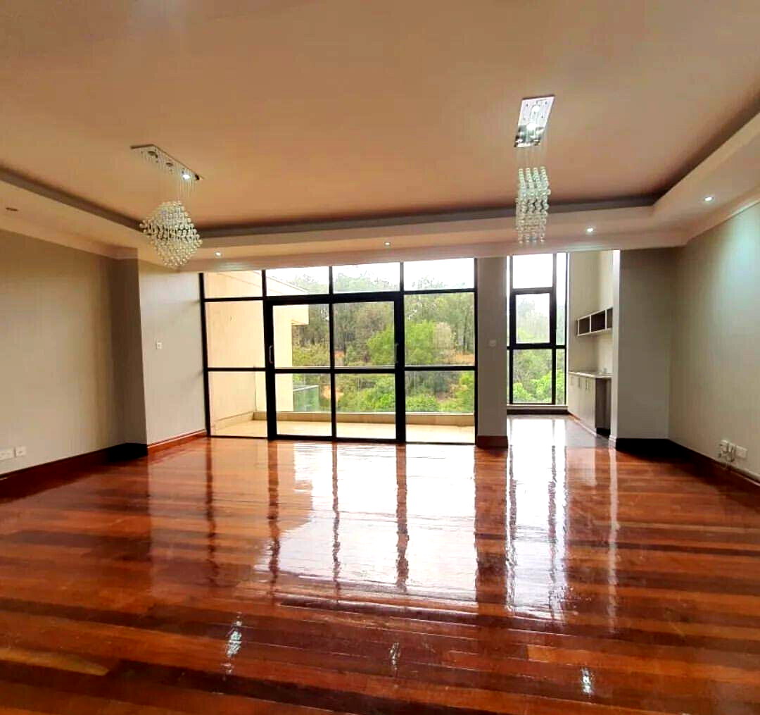 5BR Townhouse with Clubhouse, Pool & DSQ – Karen