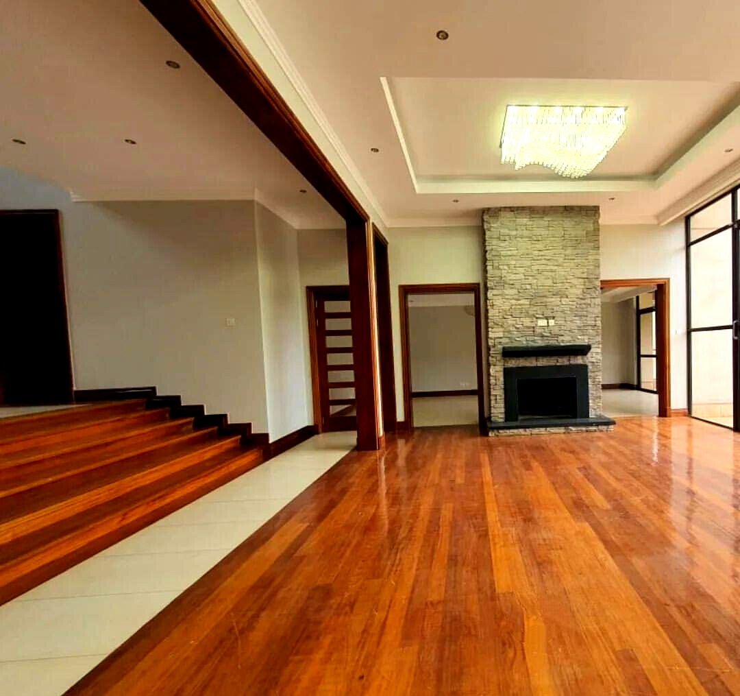 5BR Townhouse with Clubhouse, Pool & DSQ – Karen