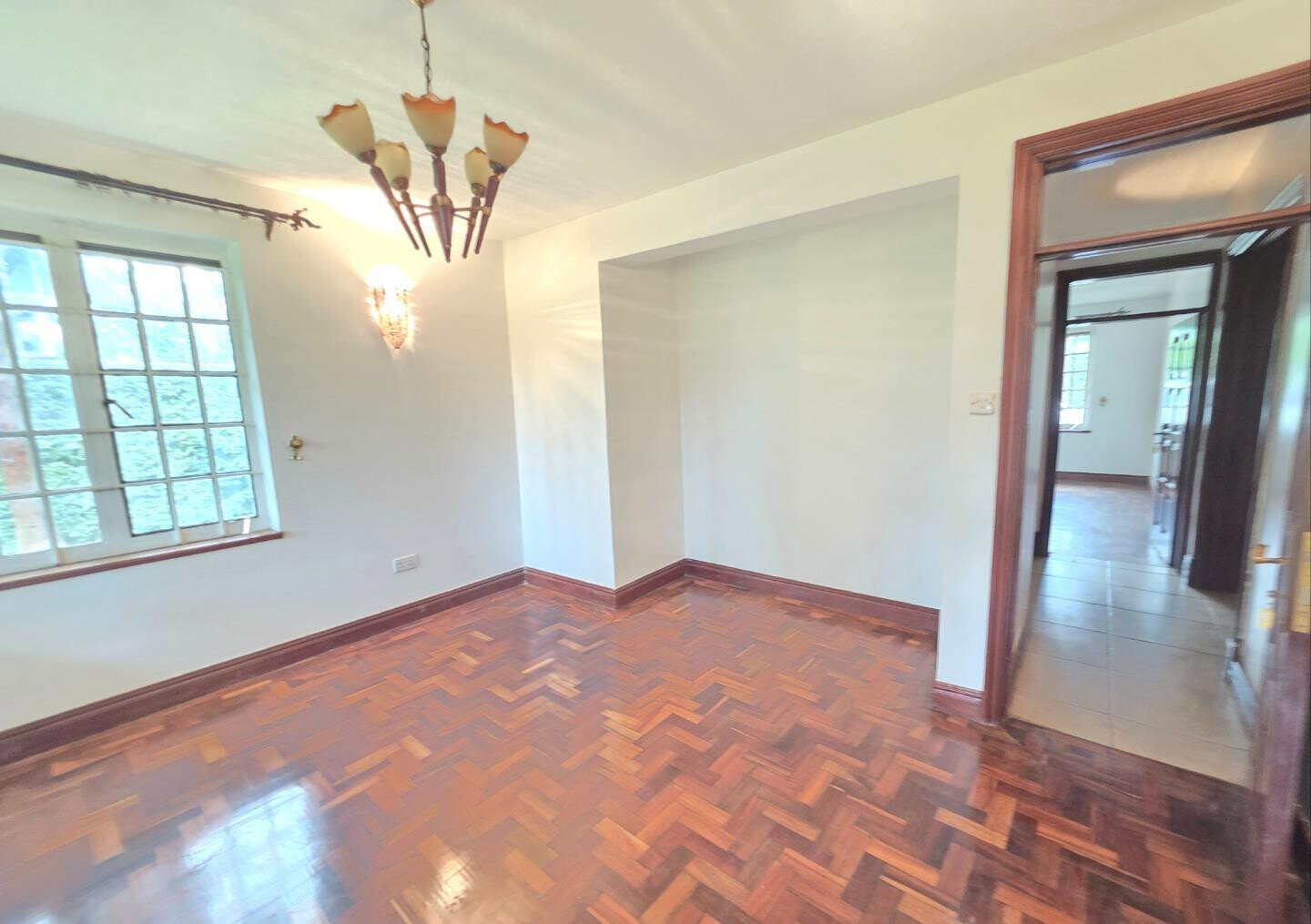 Half Acre 5BR Ambassadorial Home