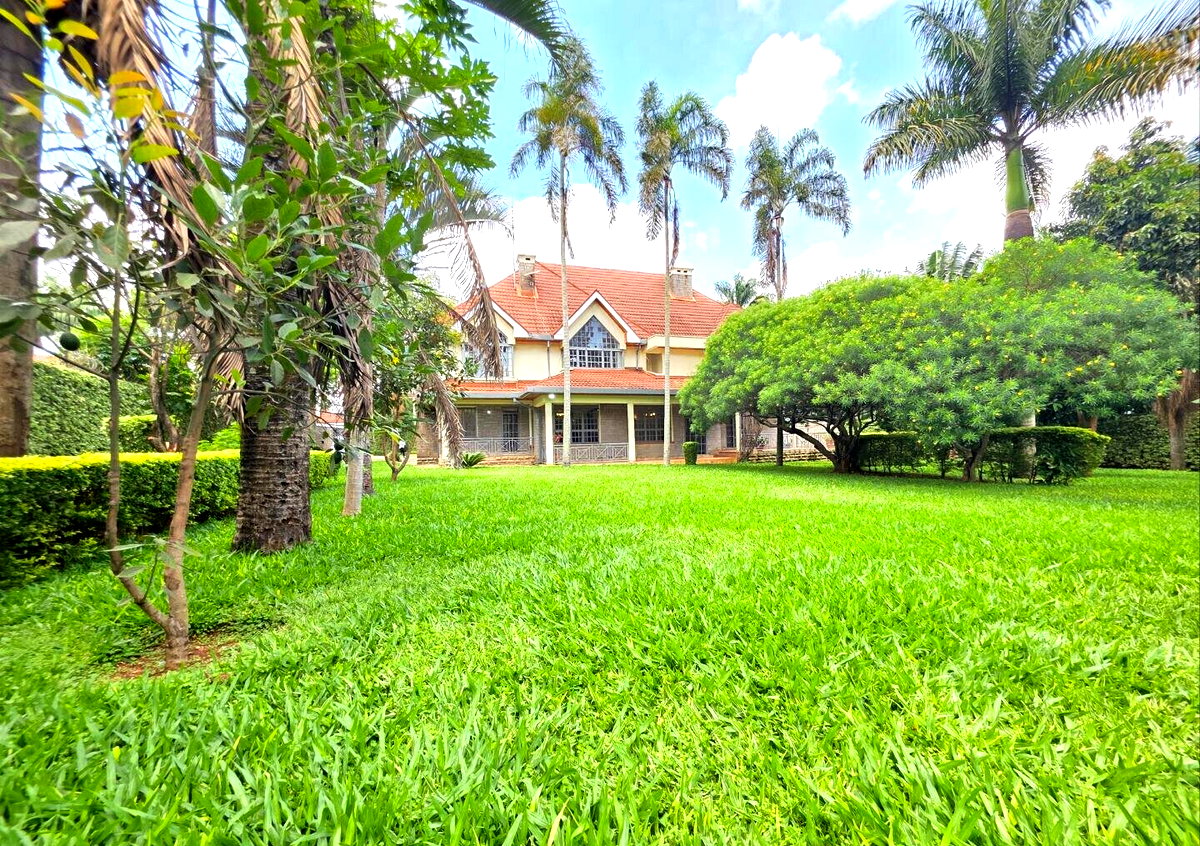 Half Acre 5BR Ambassadorial Home