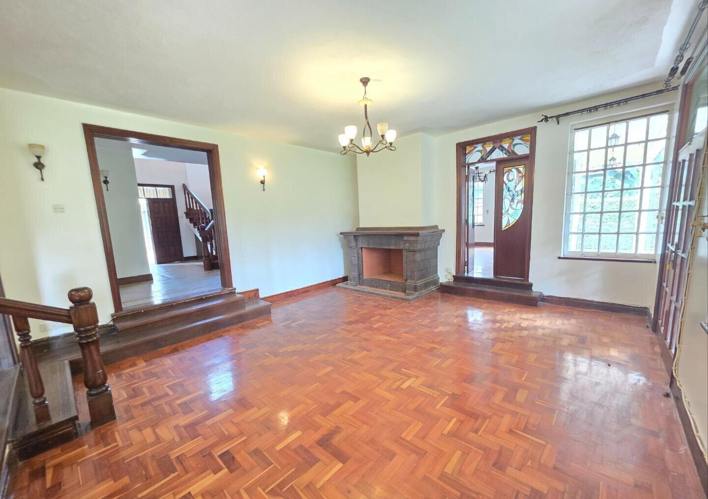 Half Acre 5BR Ambassadorial Home