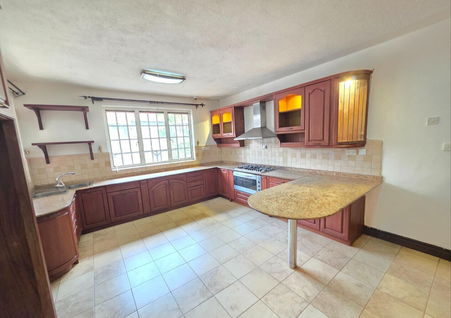 Half Acre 5BR Ambassadorial Home