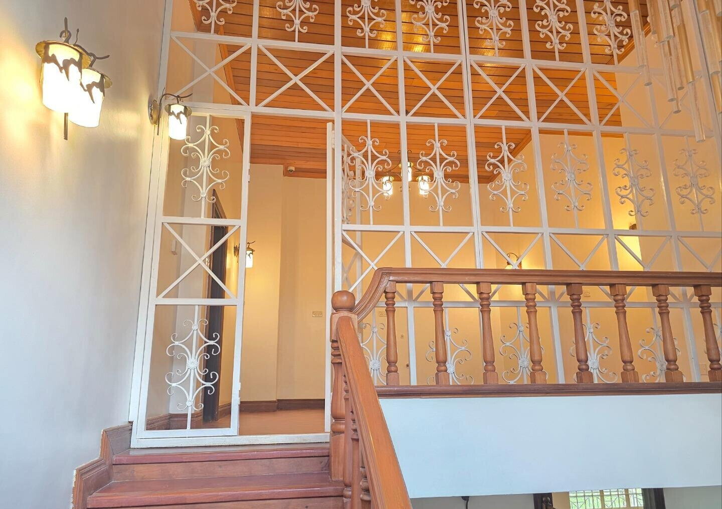 Half Acre 5BR Ambassadorial Home
