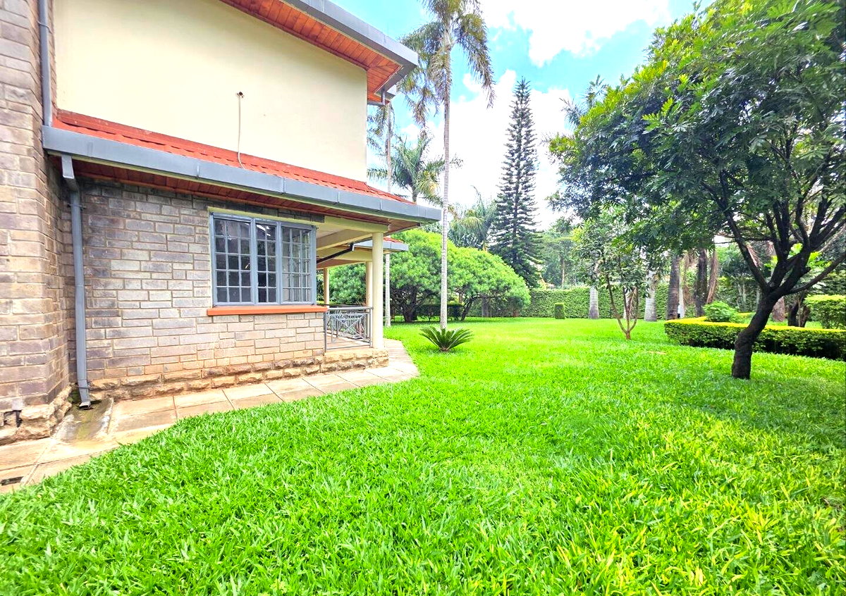 Half Acre 5BR Ambassadorial Home