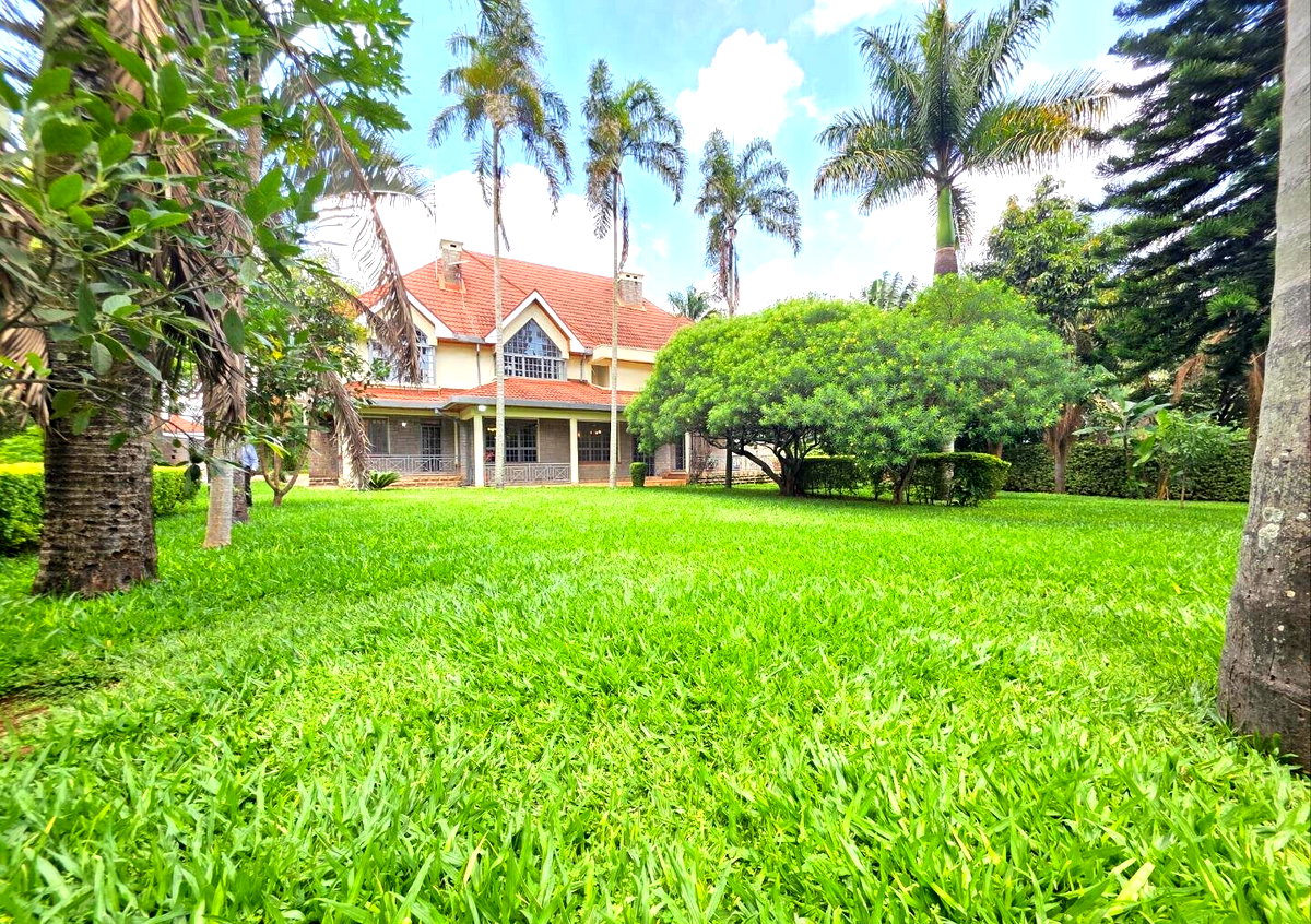 Half Acre 5BR Ambassadorial Home