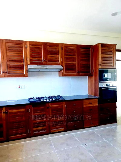 3bdrm Apartment in Nyali for sale - Image 4