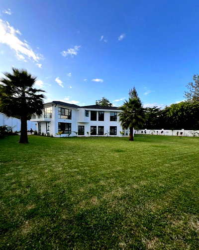0.57 Acre 6BR Townhouse in Runda